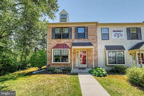 4912 TULIP TREE PLACE