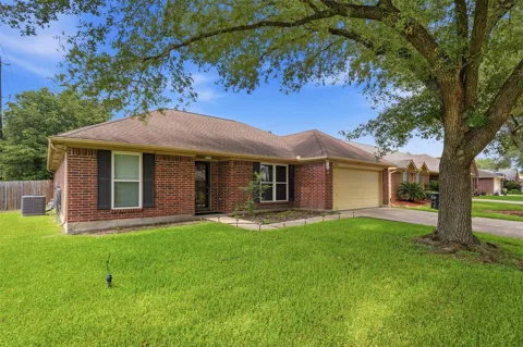 5034 Glenview Drive