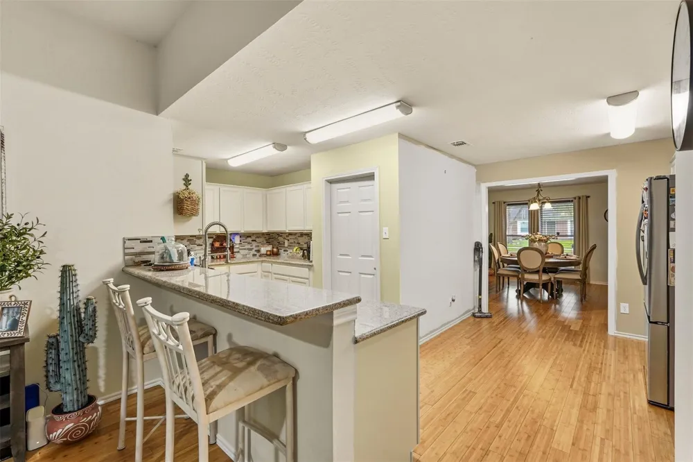 5034 Glenview Drive La Porte, TX 77571