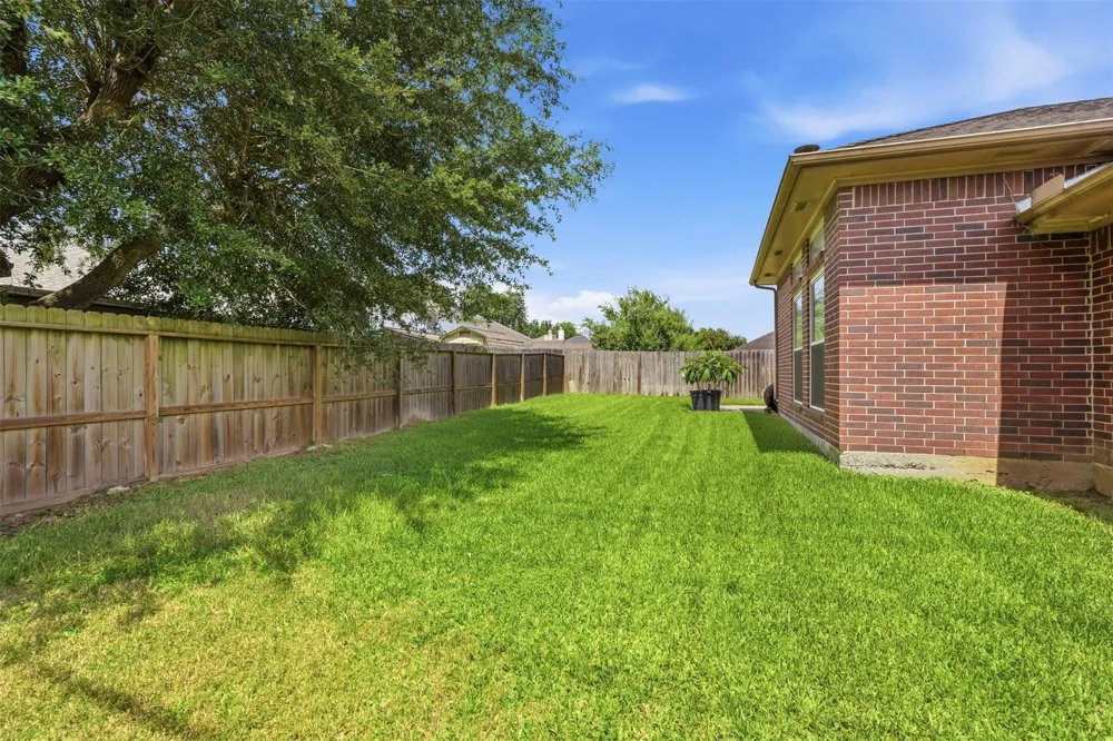 5034 Glenview Drive La Porte, TX 77571