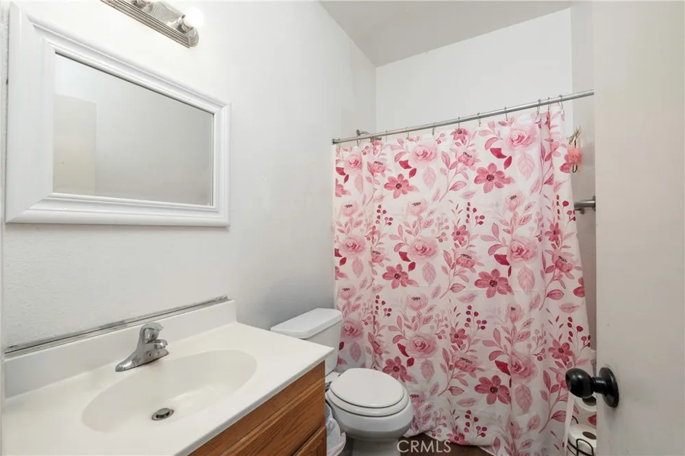 43714 Amazon Hemet, CA 92544