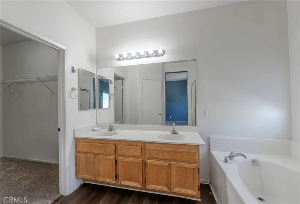 43714 Amazon Hemet, CA 92544