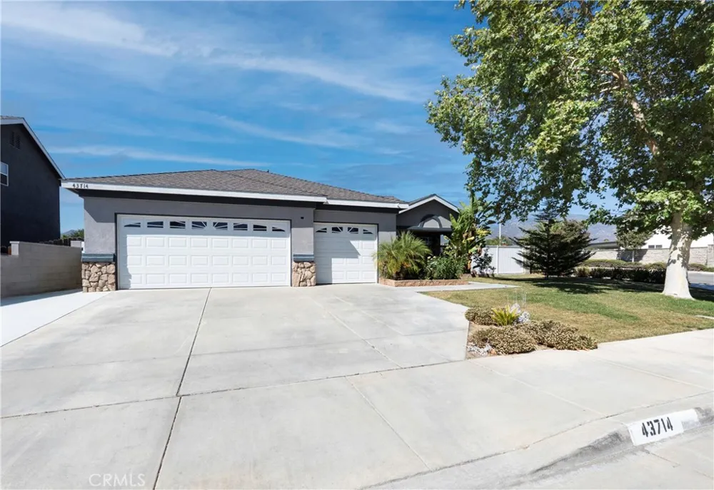 43714 Amazon Hemet, CA 92544