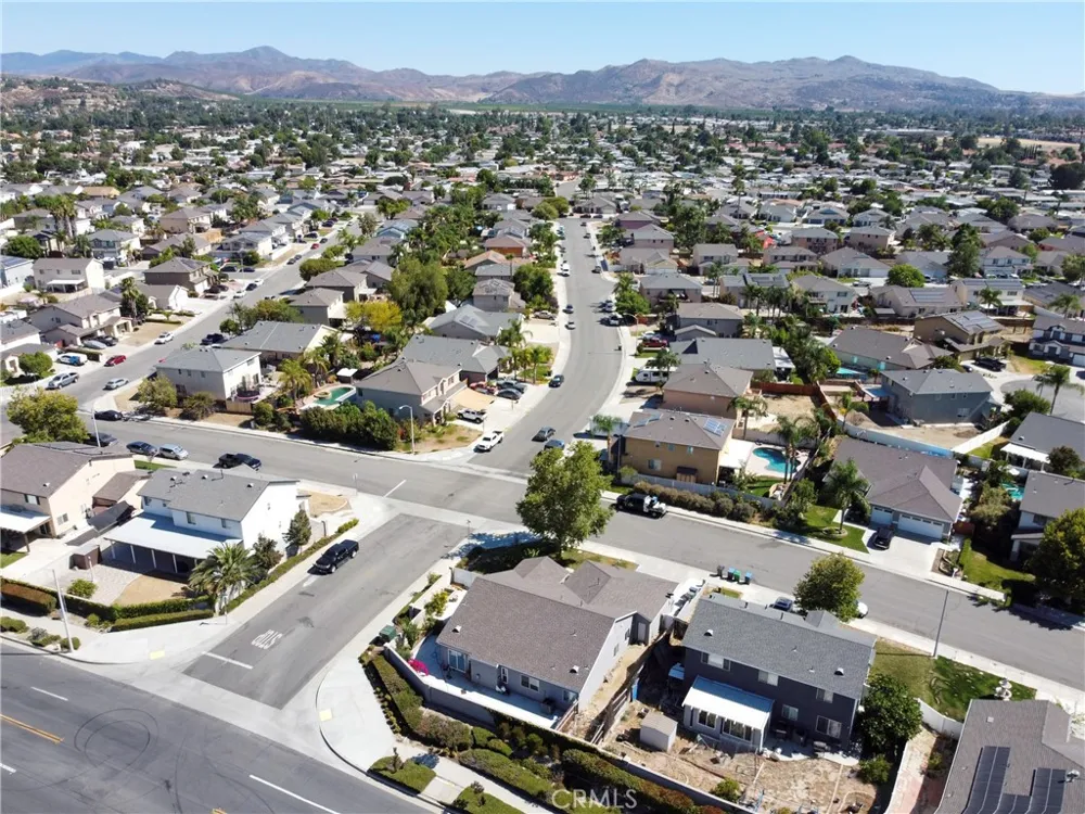 43714 Amazon Hemet, CA 92544