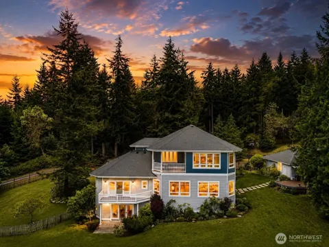 5427 Bayview Road