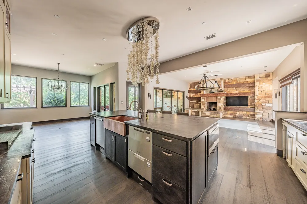 1413 Post Oak Place Westlake, TX 76262