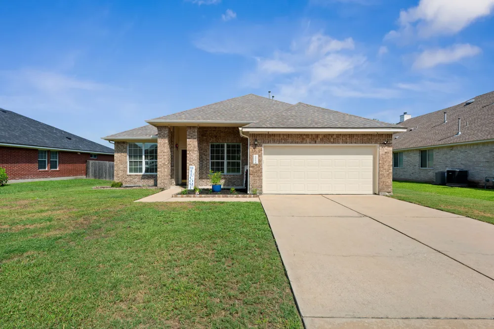 19609 Vilamoura Street Pflugerville, TX 78660