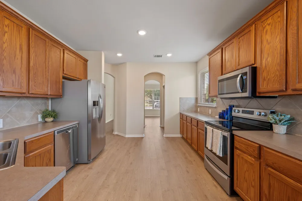 19609 Vilamoura Street Pflugerville, TX 78660