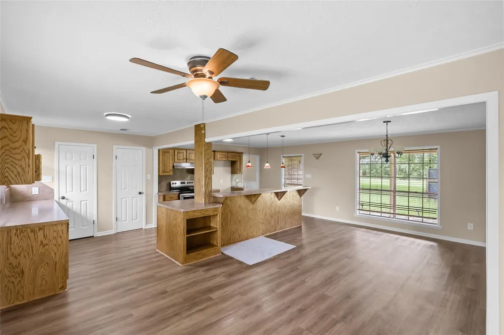 970 Martin Road Madisonville, TX 77864