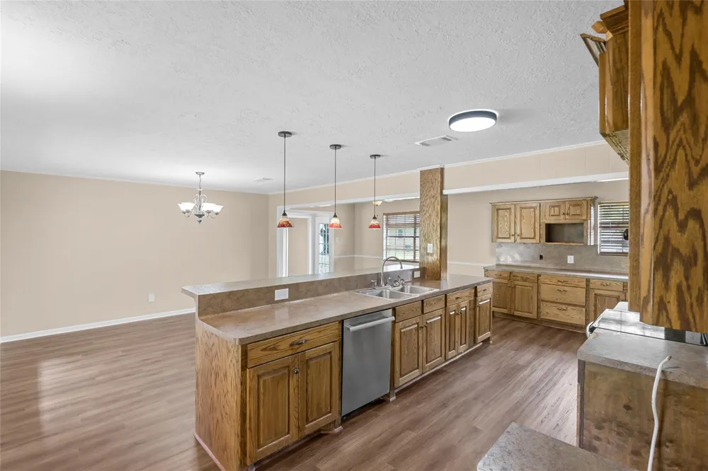 970 Martin Road Madisonville, TX 77864