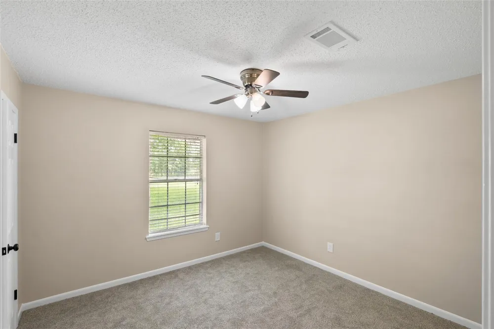 970 Martin Road Madisonville, TX 77864