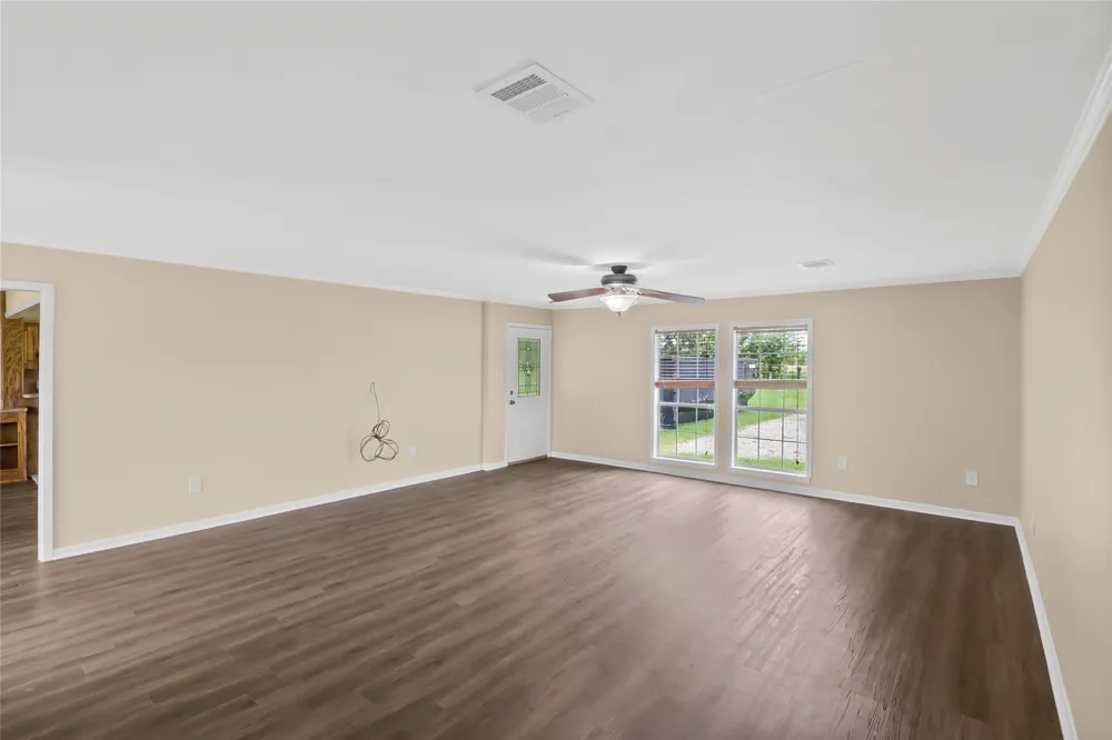 970 Martin Road Madisonville, TX 77864