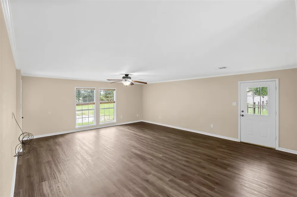 970 Martin Road Madisonville, TX 77864
