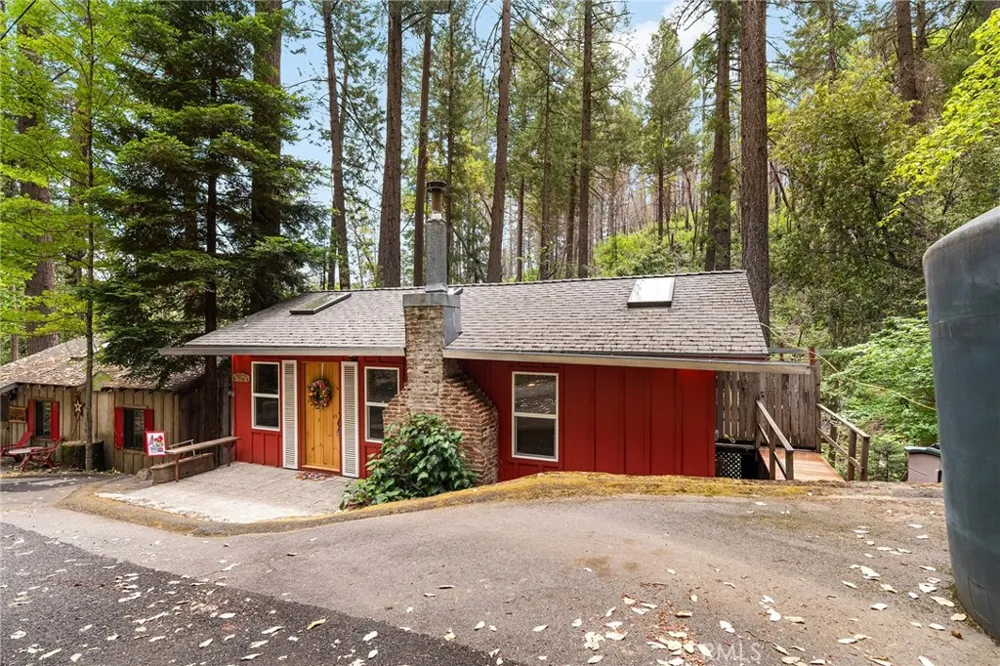 15 Toyon Trail Berry Creek, CA 95916