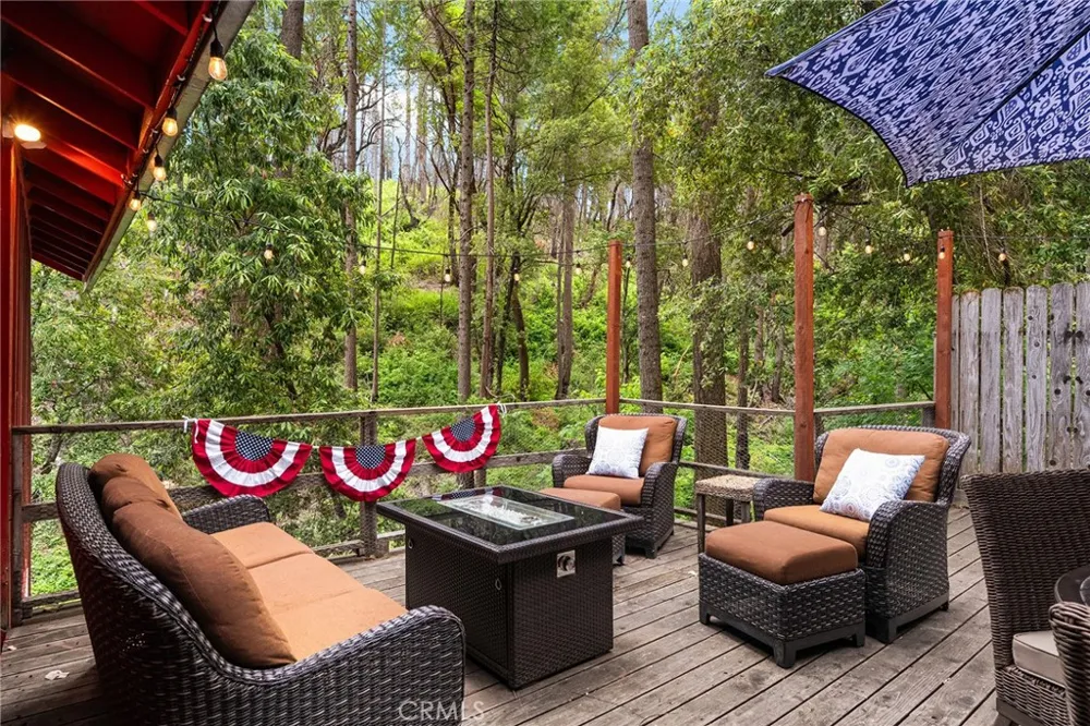 15 Toyon Trail Berry Creek, CA 95916