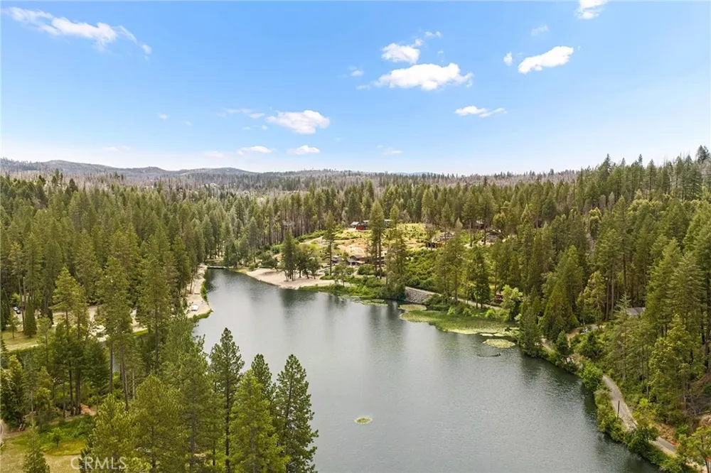 15 Toyon Trail Berry Creek, CA 95916