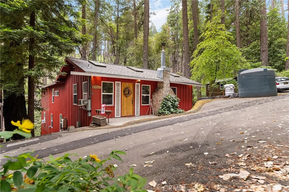 15 Toyon Trail Berry Creek, CA 95916