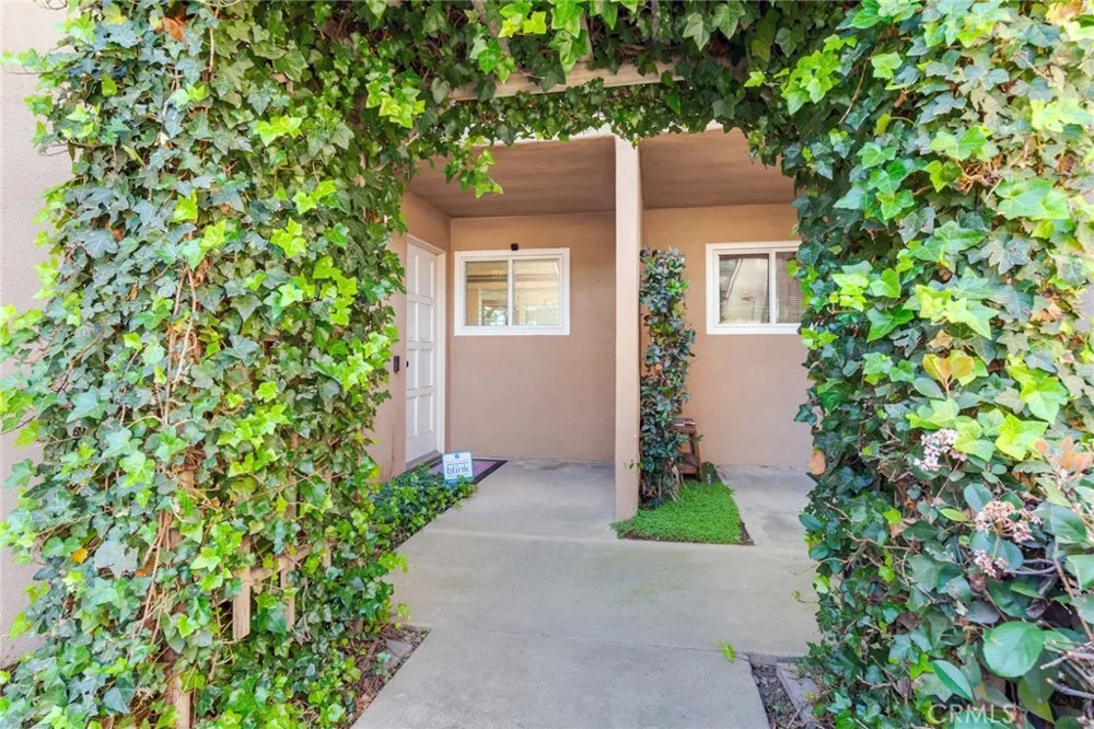 1182 Mountain Gate Upland, CA 91786