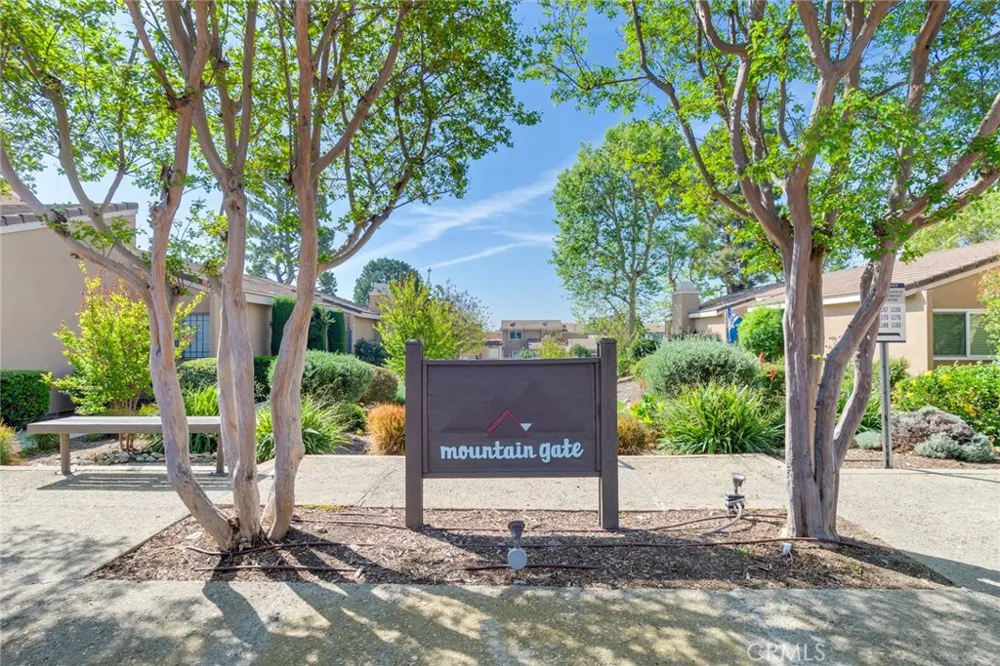 1182 Mountain Gate Upland, CA 91786