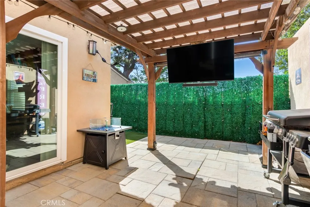 1182 Mountain Gate Upland, CA 91786