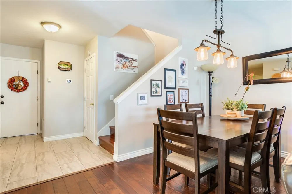 1182 Mountain Gate Upland, CA 91786