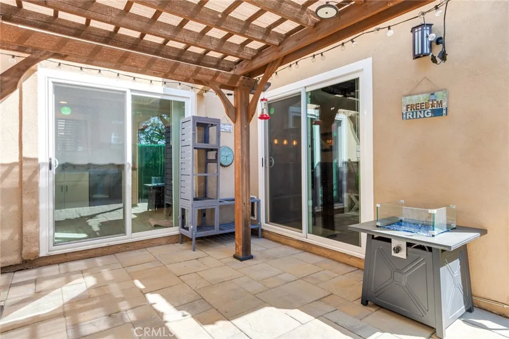 1182 Mountain Gate Upland, CA 91786
