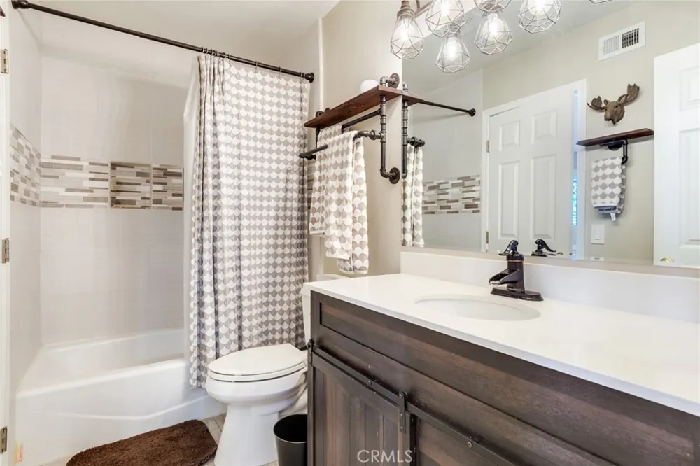 1182 Mountain Gate Upland, CA 91786