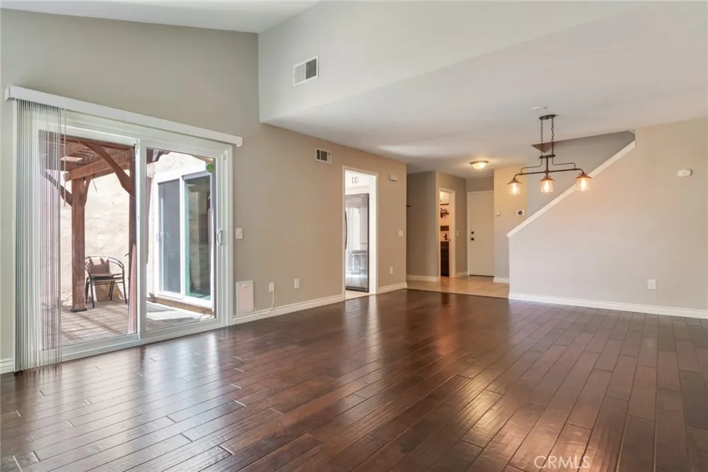 1182 Mountain Gate Upland, CA 91786