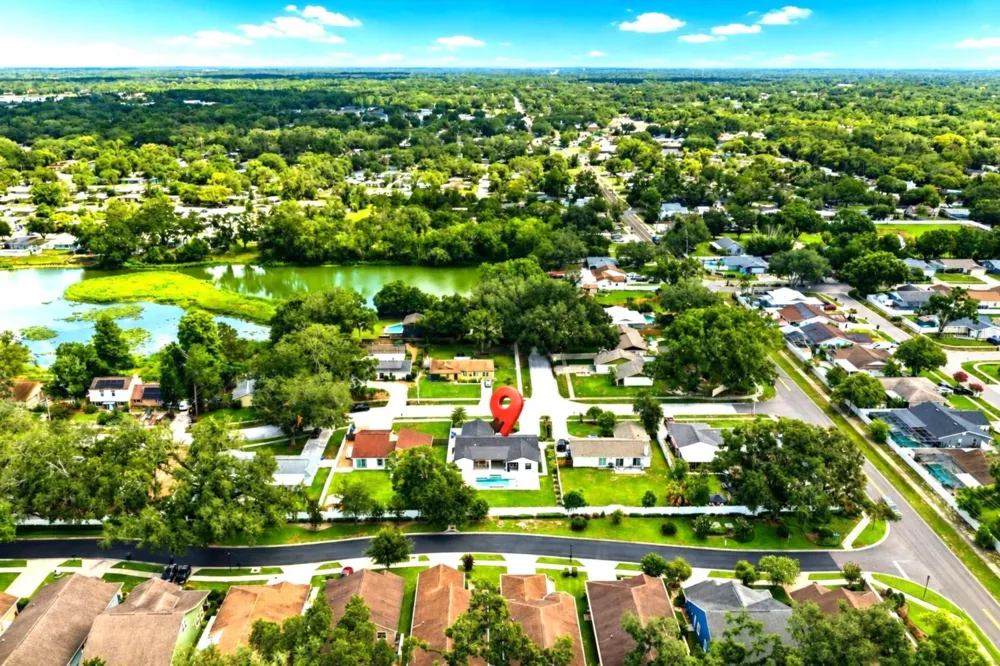 906 SAMY DRIVE Tampa, FL 33613