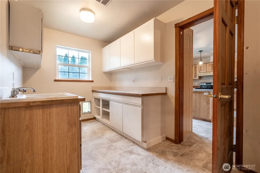 732 Satsop Road W Montesano, WA 98563