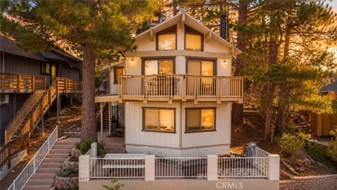 841 Menlo Drive