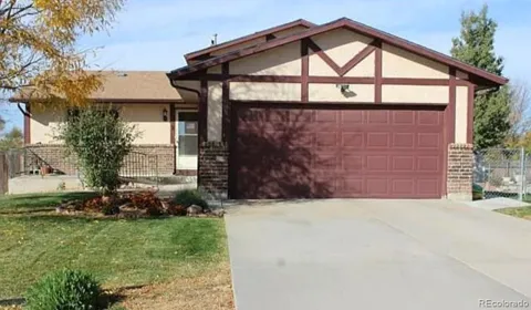 2 Bitterweed Court