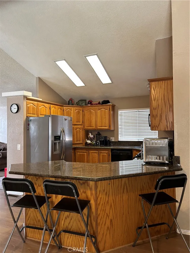 19842 Emerald Creek Canyon Country, CA 91351