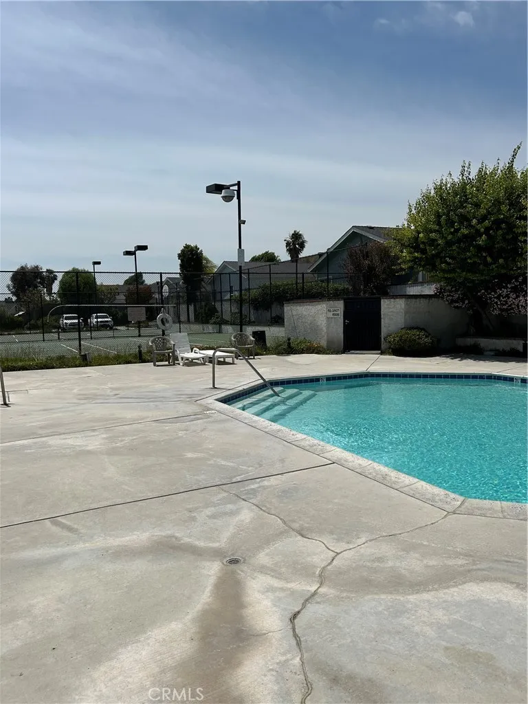 19842 Emerald Creek Canyon Country, CA 91351