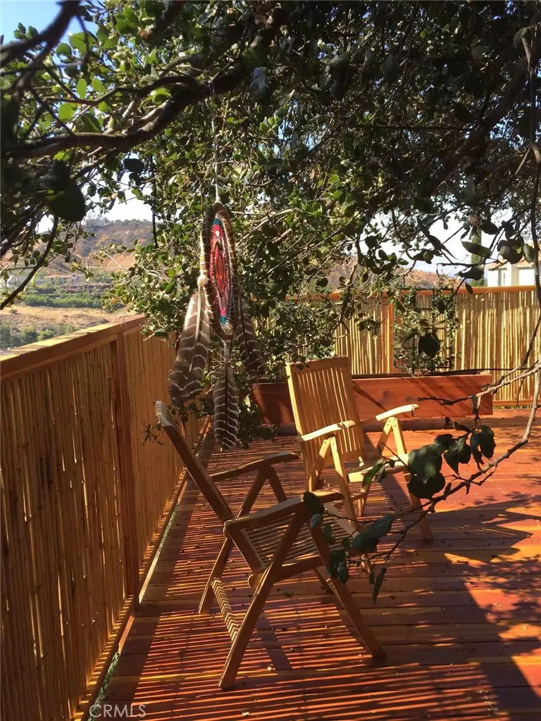 3543 Poppy Calabasas, CA 91302