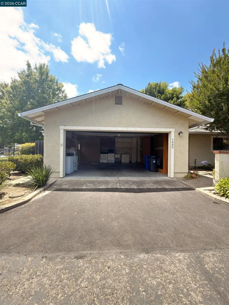 1640 San Vicente Ave Napa, CA 94558