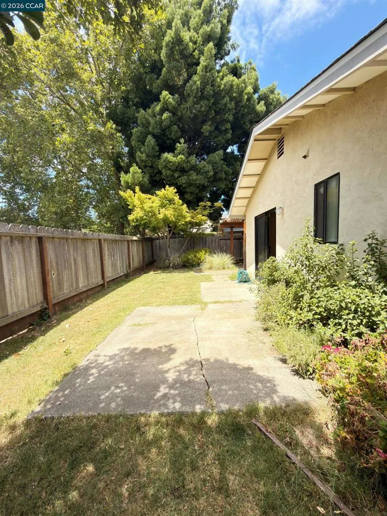 1640 San Vicente Ave Napa, CA 94558