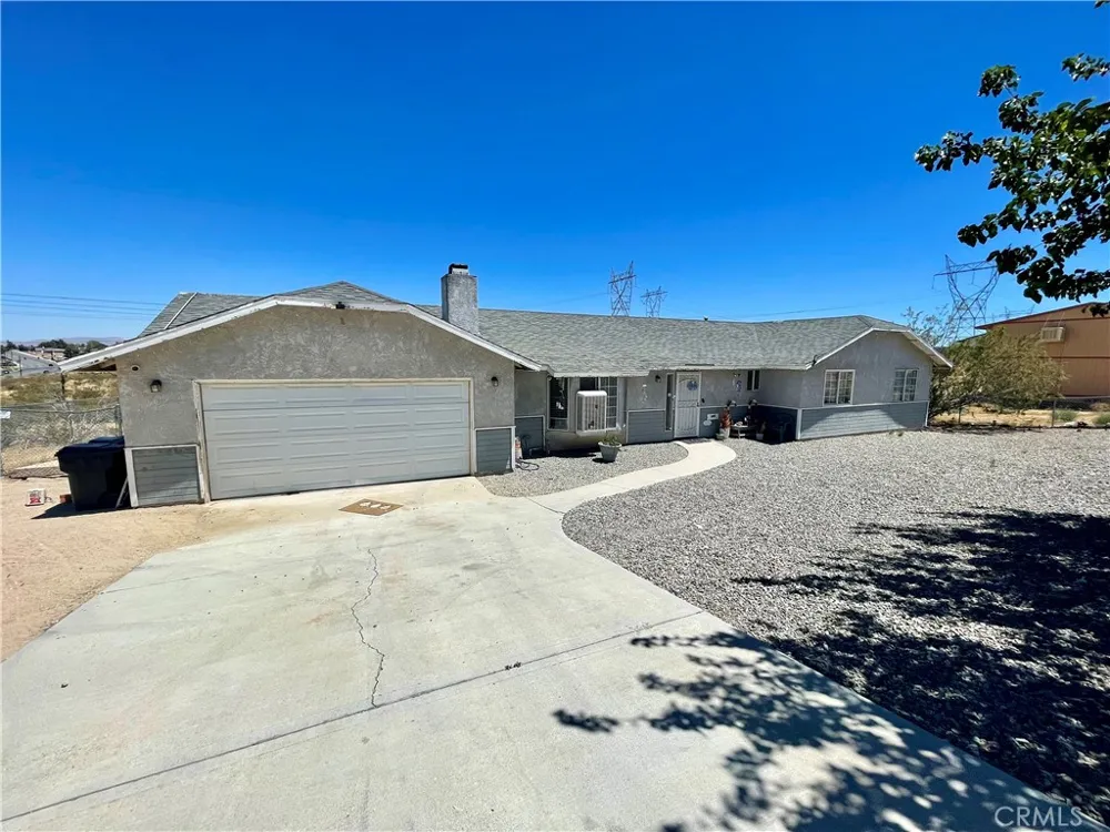 16131 Llanada Victorville, CA 92394