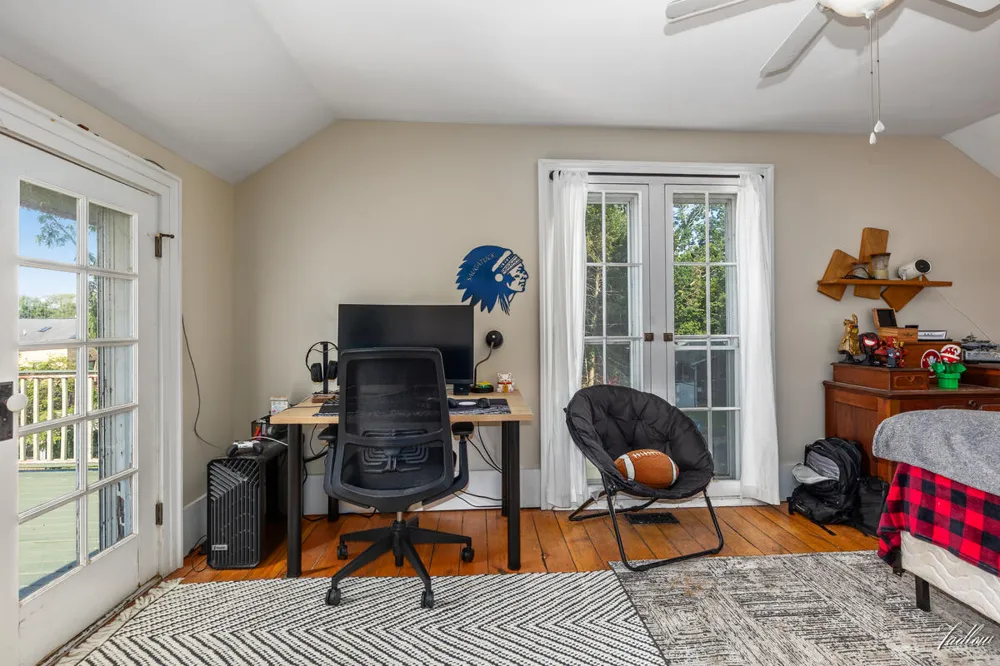 34 S Spring Street Douglas, MI 49406