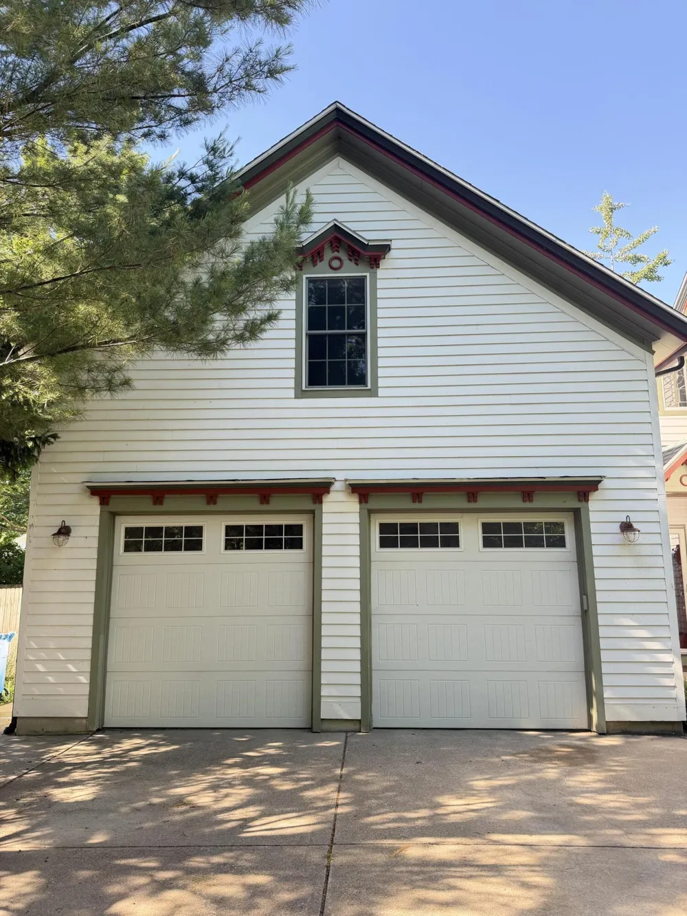 34 S Spring Street Douglas, MI 49406