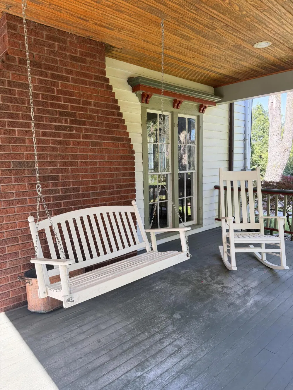 34 S Spring Street Douglas, MI 49406