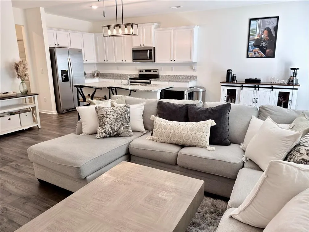 111 Hampton Circle McDonough, GA 30253
