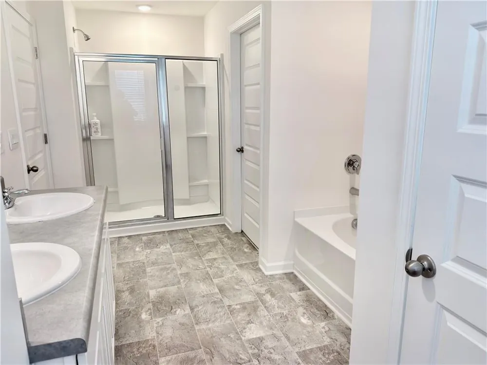111 Hampton Circle McDonough, GA 30253