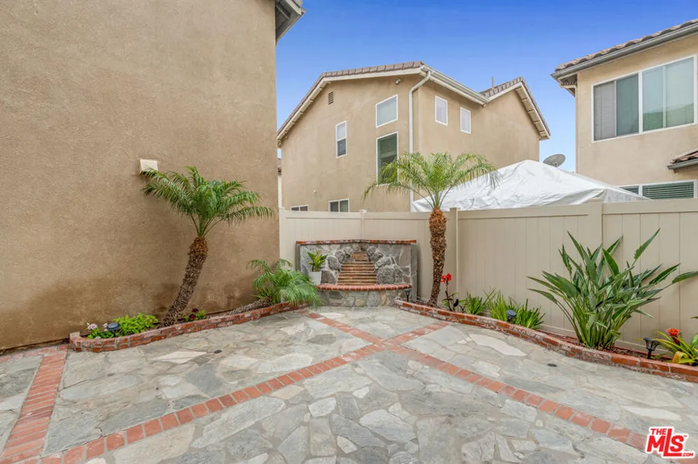 1056 Agate Court Gardena, CA 90247