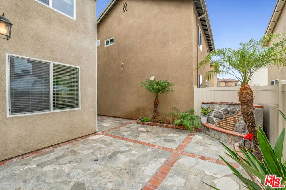 1056 Agate Court Gardena, CA 90247