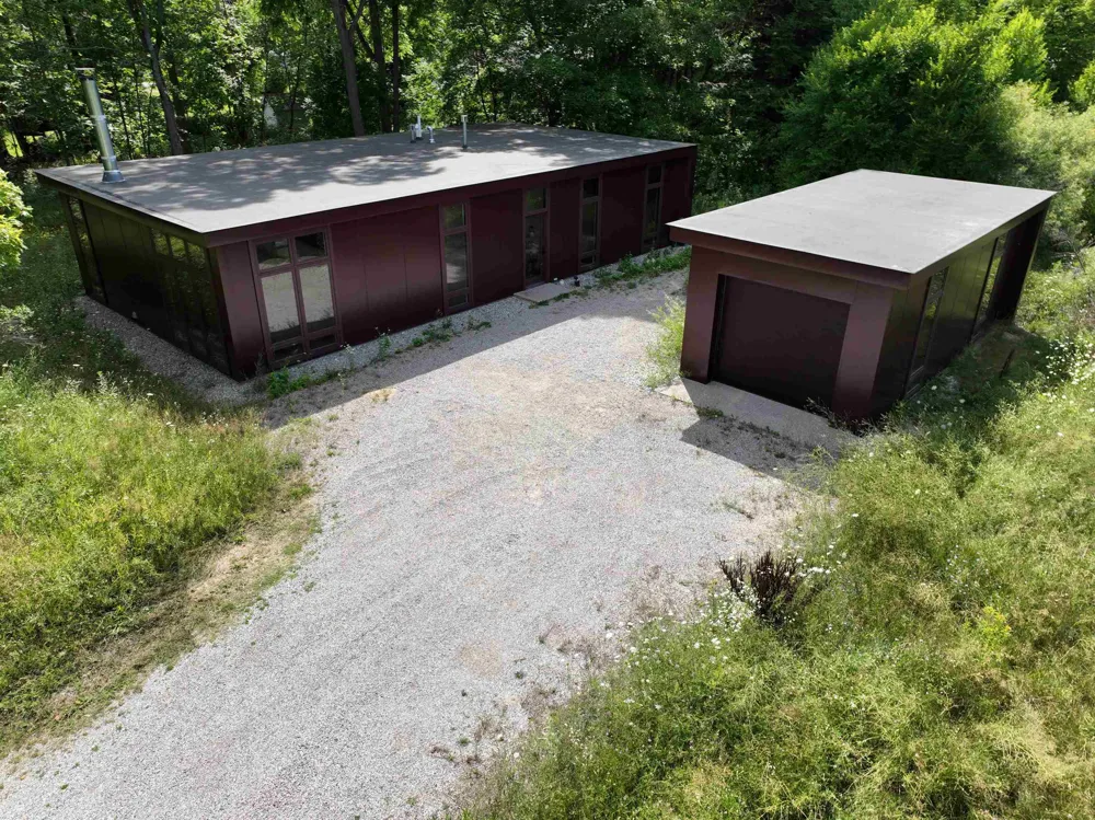626 Thunder Road Leelanau Township, MI 49670
