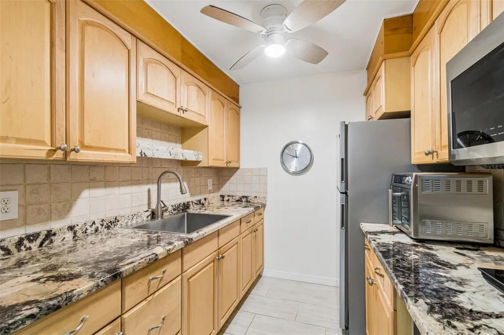 8220 112TH STREET #106 Seminole, FL 33772
