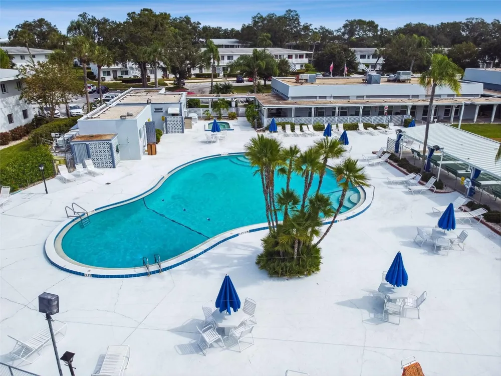 8220 112TH STREET #106 Seminole, FL 33772