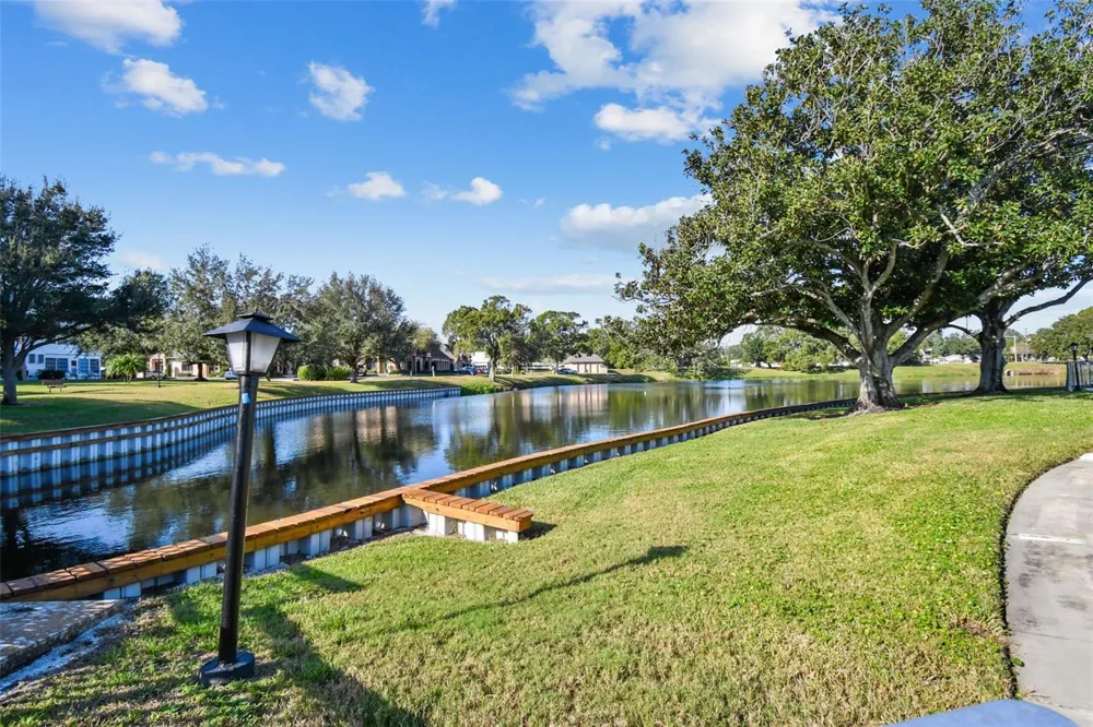 8220 112TH STREET #106 Seminole, FL 33772