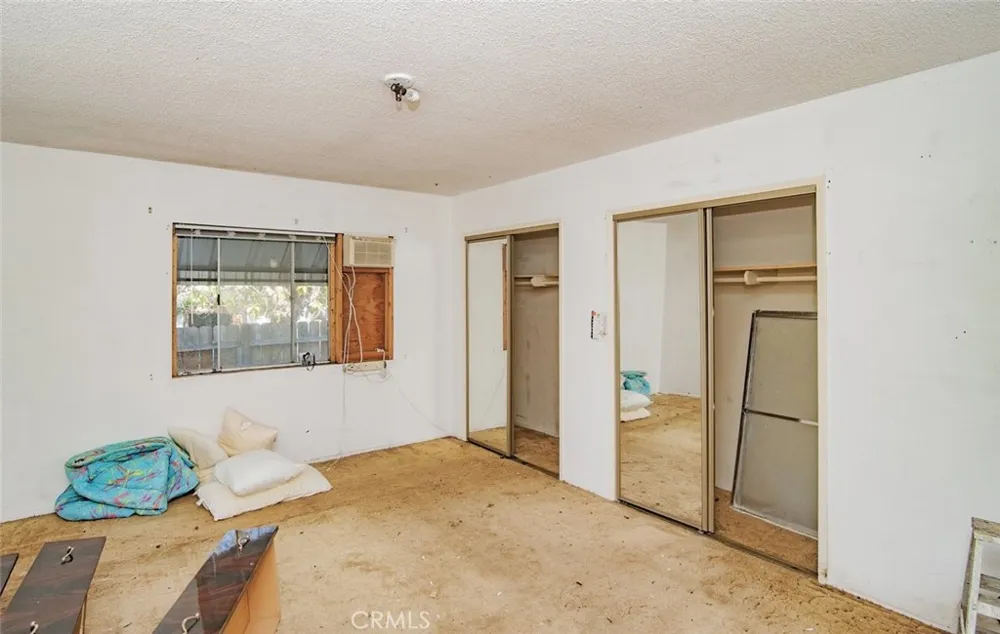 4427 W 166th Lawndale, CA 90260